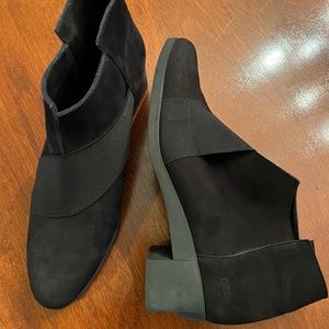 Arche suede boots